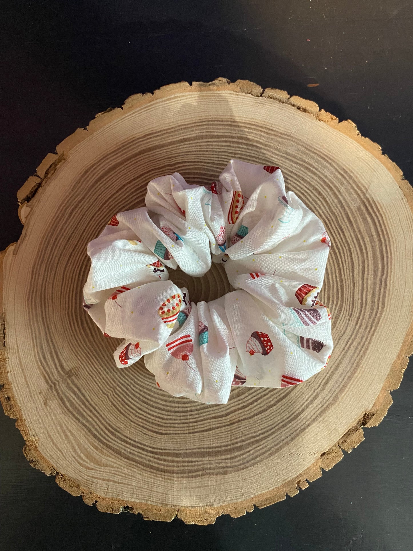 Scrunchies - Cupcakes - White