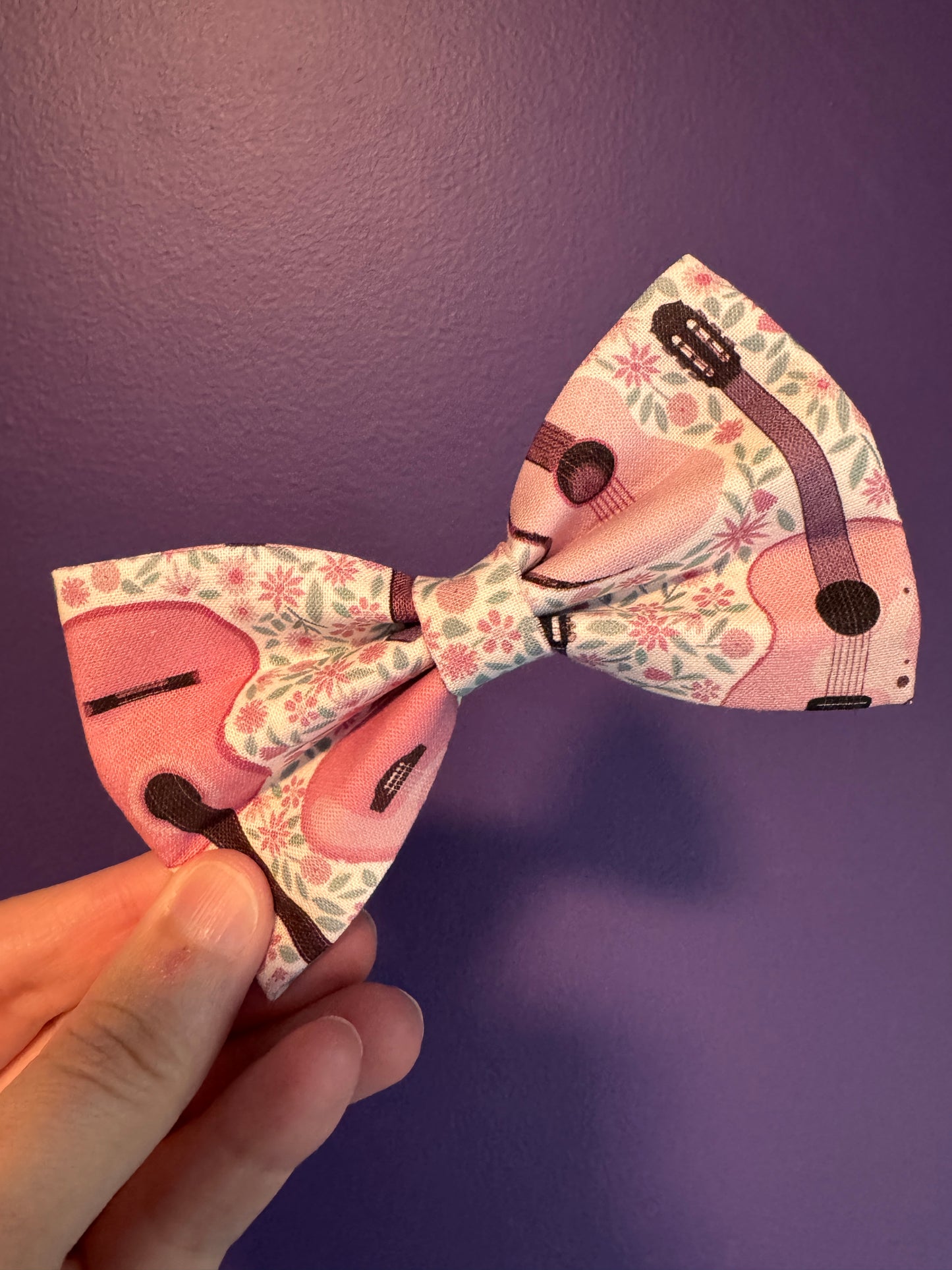 Collar Bow - Guitar