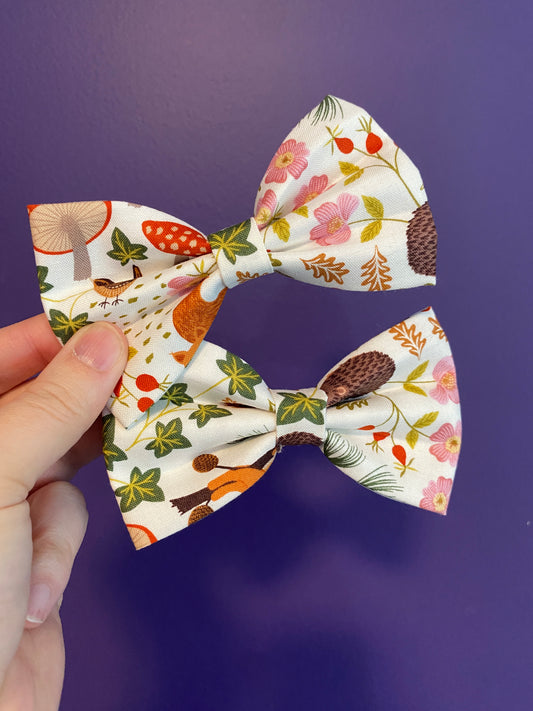 Collar Bow - Squirrels